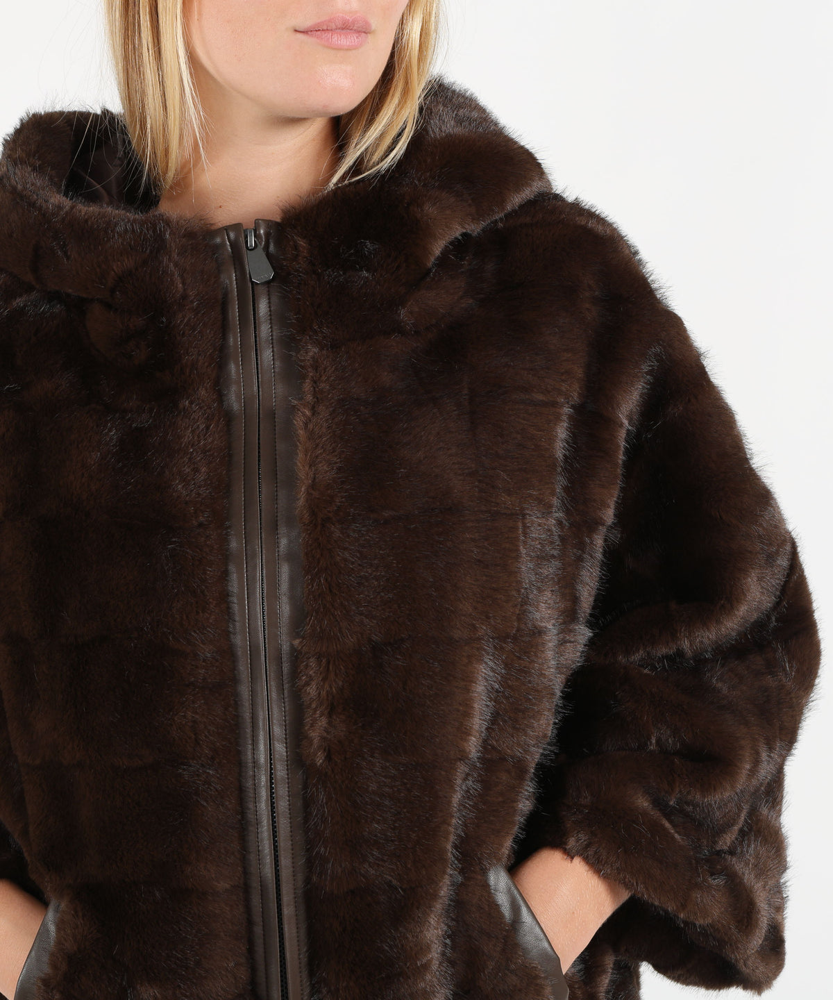 Cloaks PINKO Faux Fur Hooded Blouson Jacket Marrone | PINKO