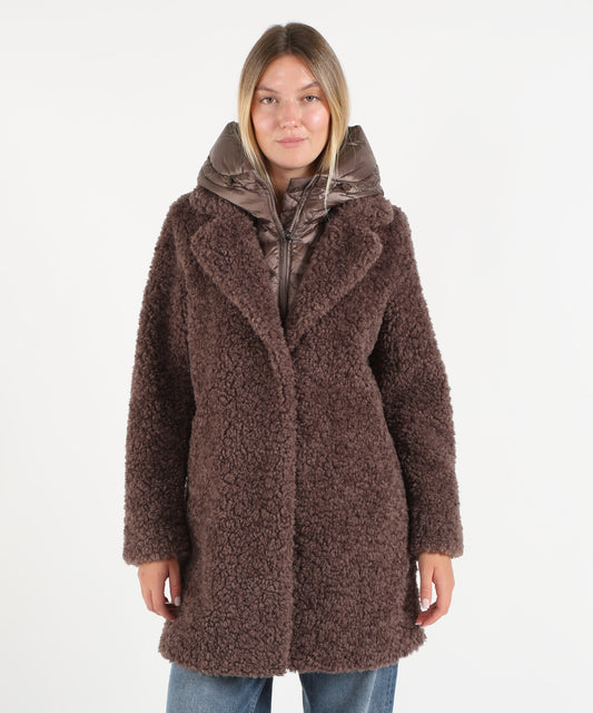 Cappotti BOMBOOGIE Odessa Overcoat - Cappotto lungo in ecopelliccia effetto agnellino Bronzo | BOMBOOGIE