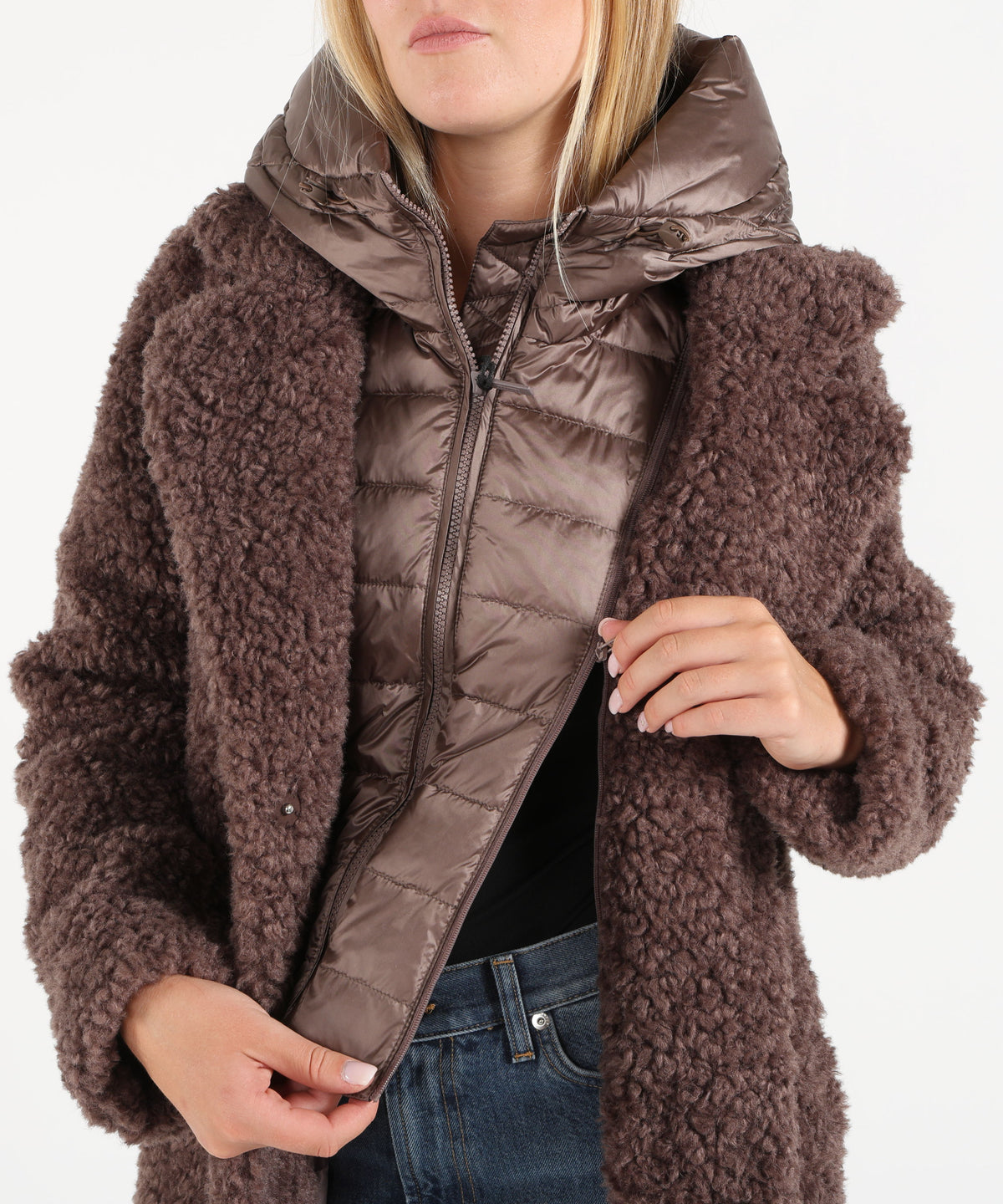 Cappotti BOMBOOGIE Odessa Overcoat - Cappotto lungo in ecopelliccia effetto agnellino Bronzo | BOMBOOGIE