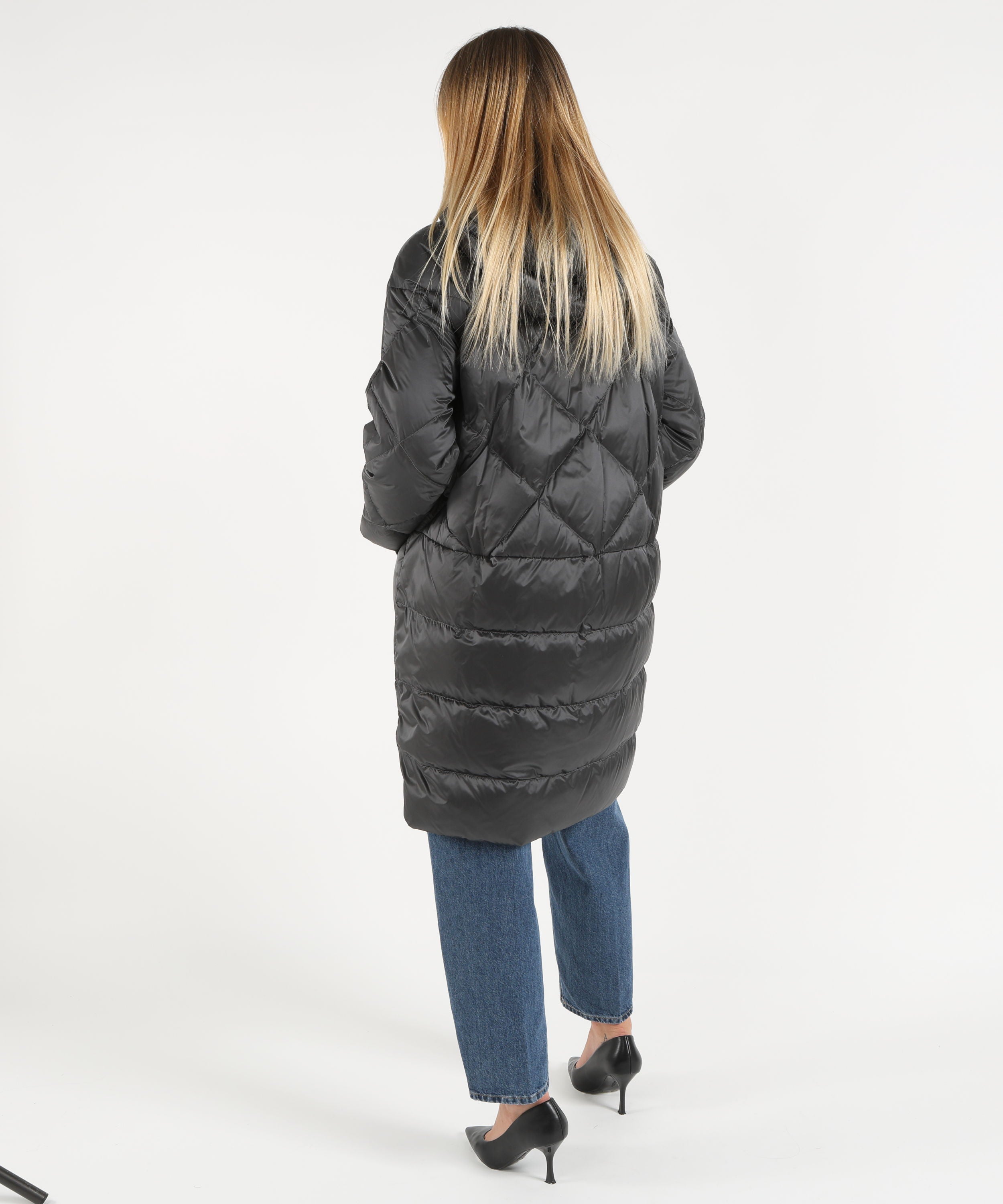 Puffer jackets MAX MARA THE CUBE Downproof, water-repellent iridescent nylon fabric for down jackets Grigio | MAX MARA THE CUBE