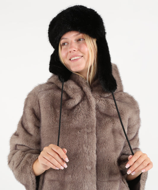 BULLY Cappello in eco pelliccia