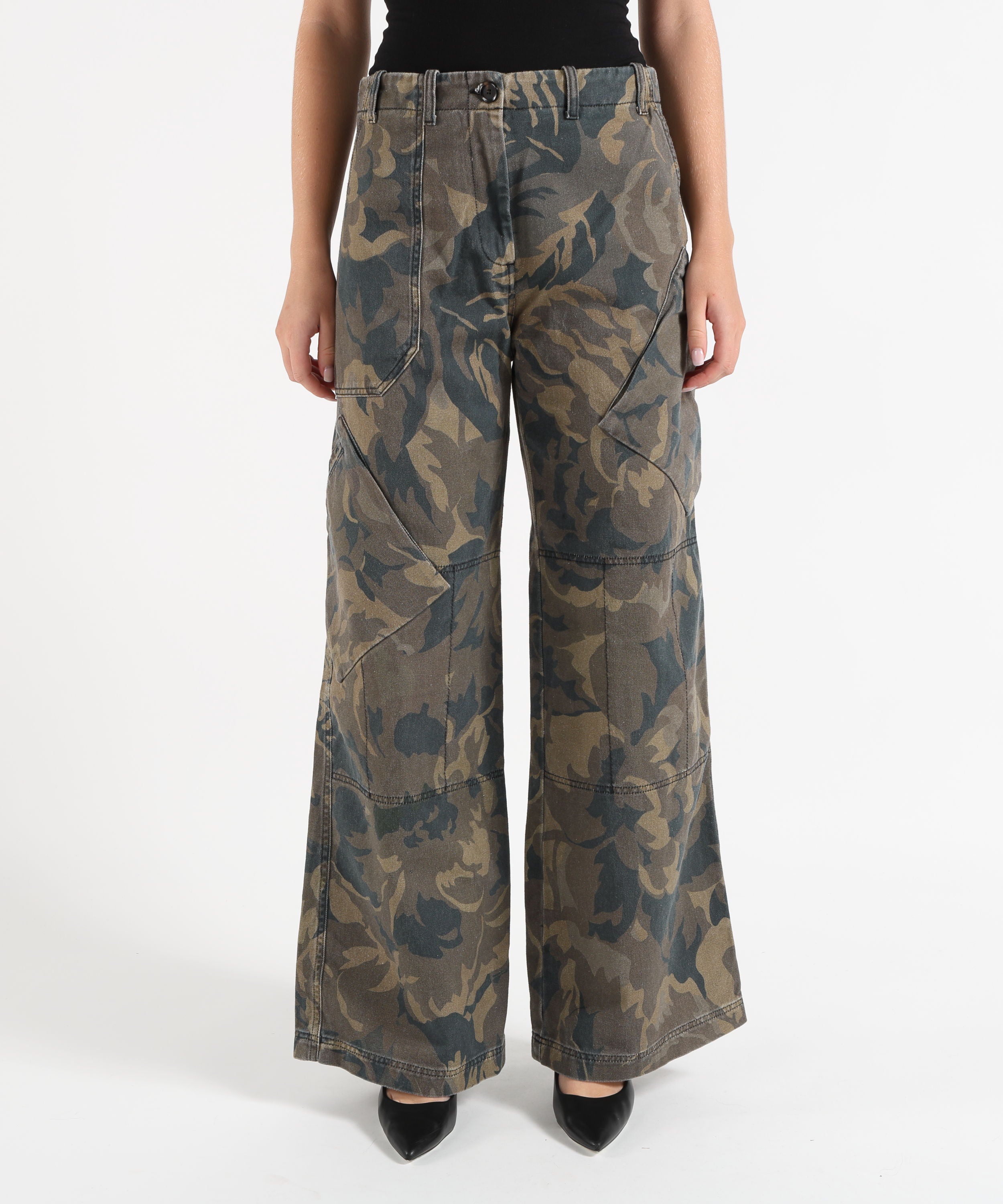 Pantaloni PINKO Pantaloni in cotone con motivo camouflage floreale Militare | PINKO