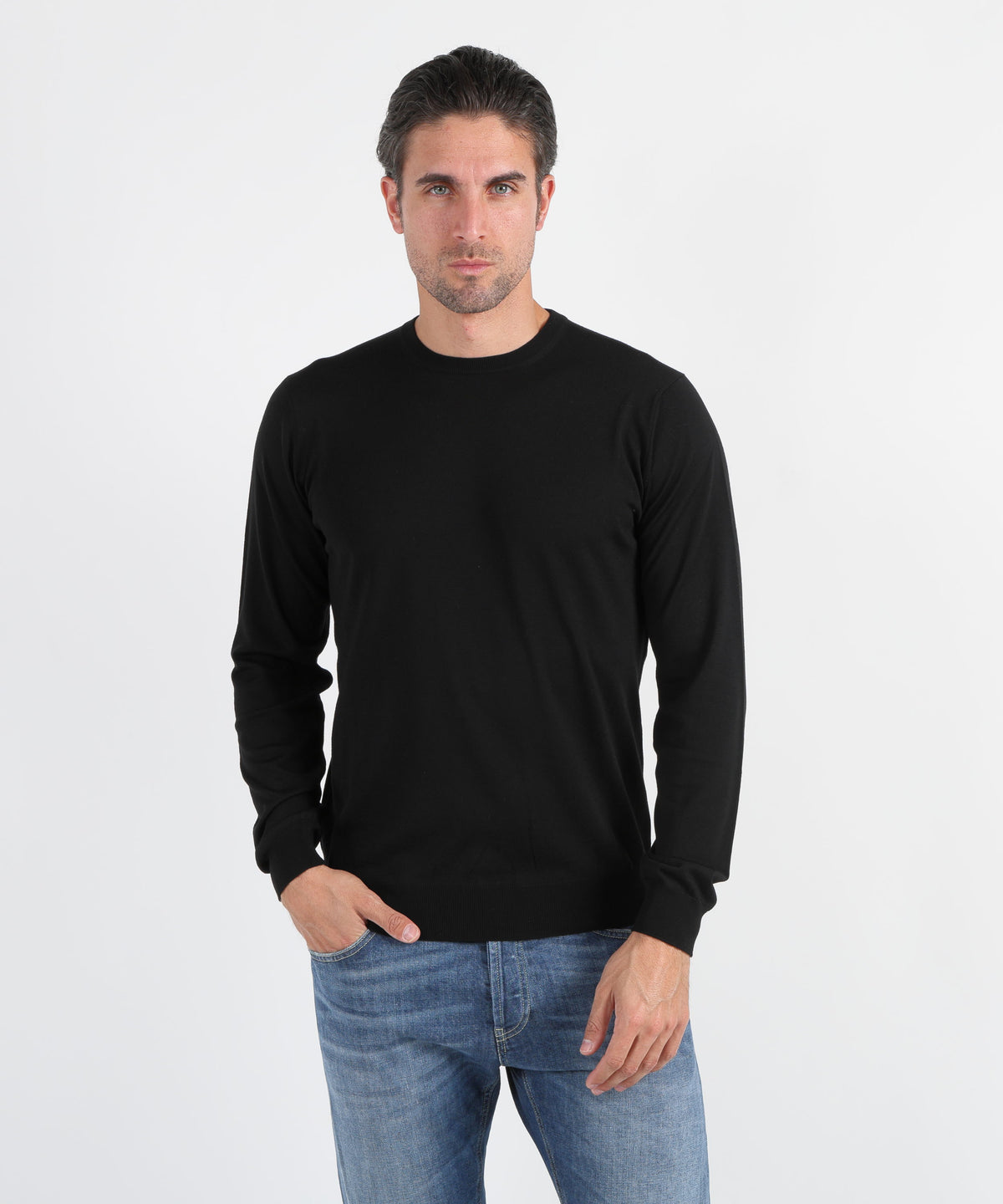 Knitwear FILIPPO DE LAURENTIIS Superfine Wool Crew Neck Sweater Nero | FILIPPO DE LAURENTIIS