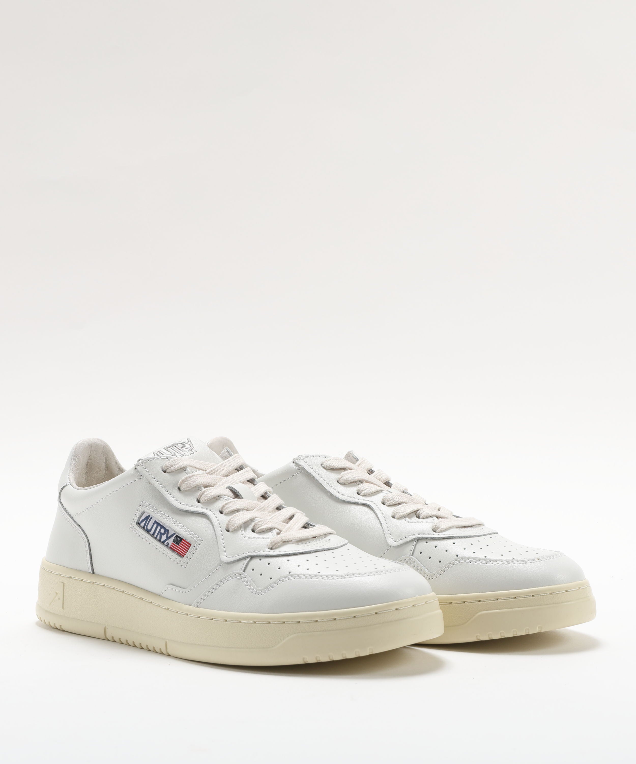 Sneakers AUTRY SNEAKERS MEDALIST LOW IN PELLE BIANCA Bianco | AUTRY