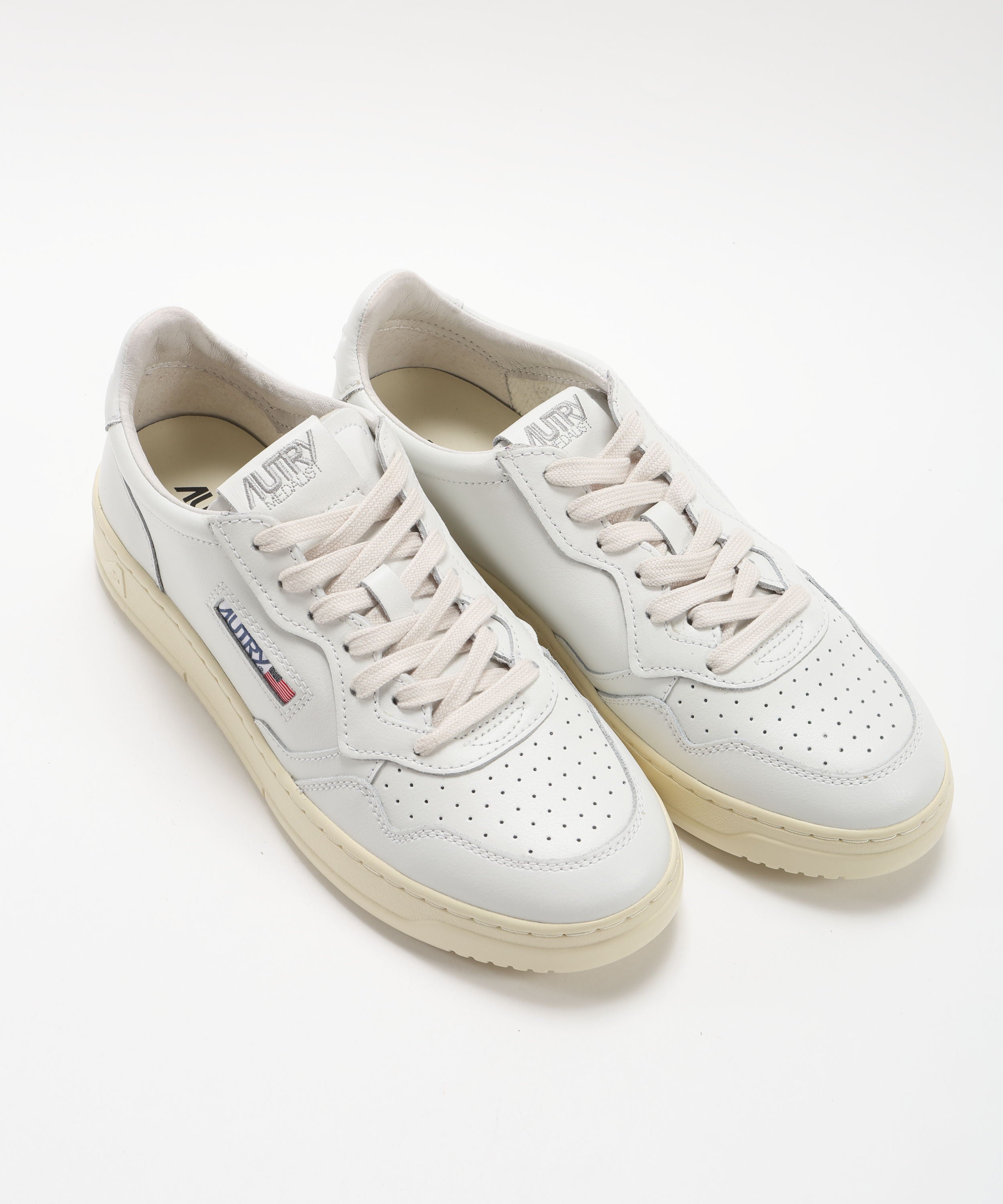 Sneakers AUTRY SNEAKERS MEDALIST LOW IN PELLE BIANCA Bianco | AUTRY
