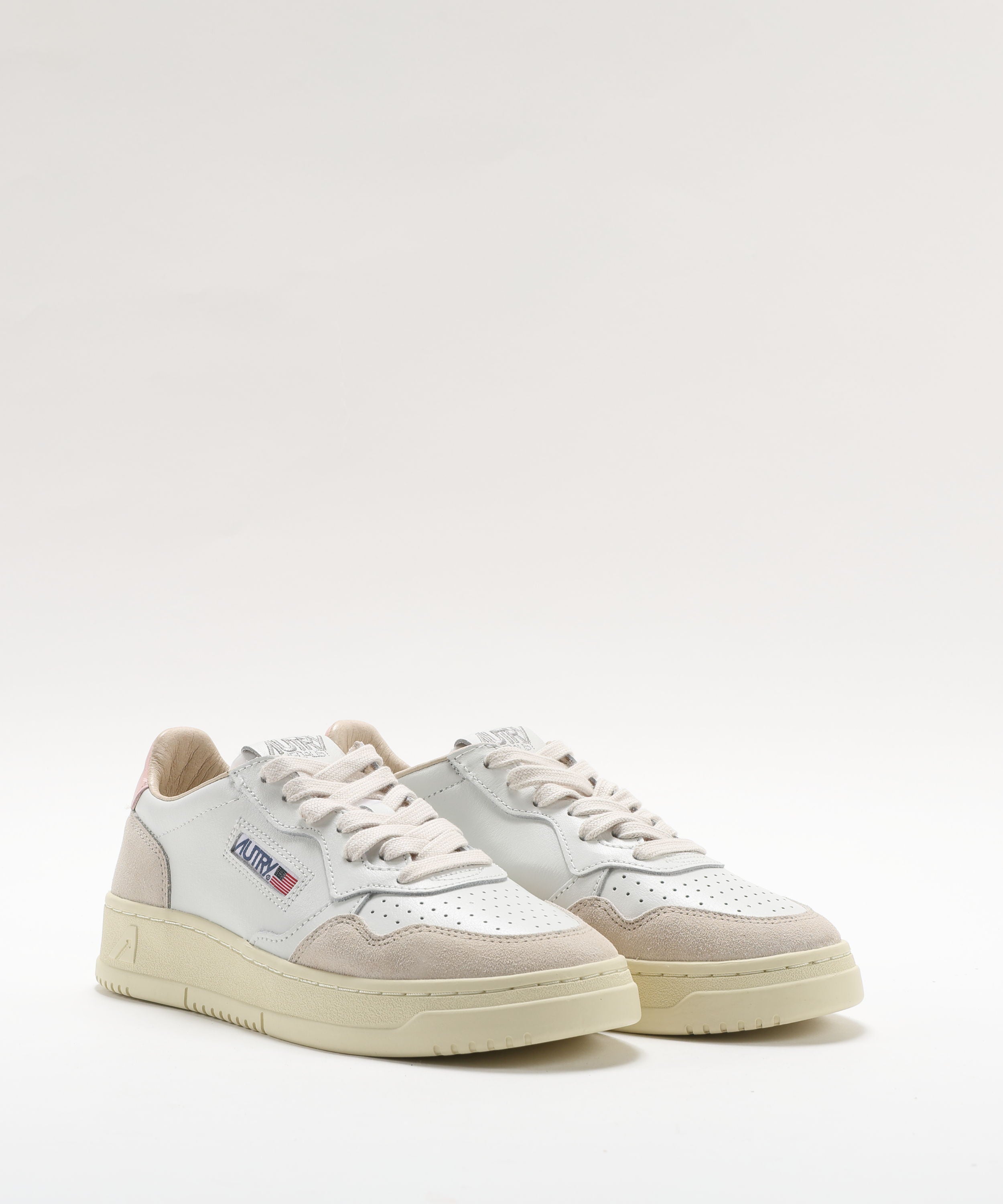 Sneakers AUTRY SNEAKERS MEDALIST LOW IN PELLE BIANCA E POWDER E SUEDE BEIGE Bianco/rosa | AUTRY