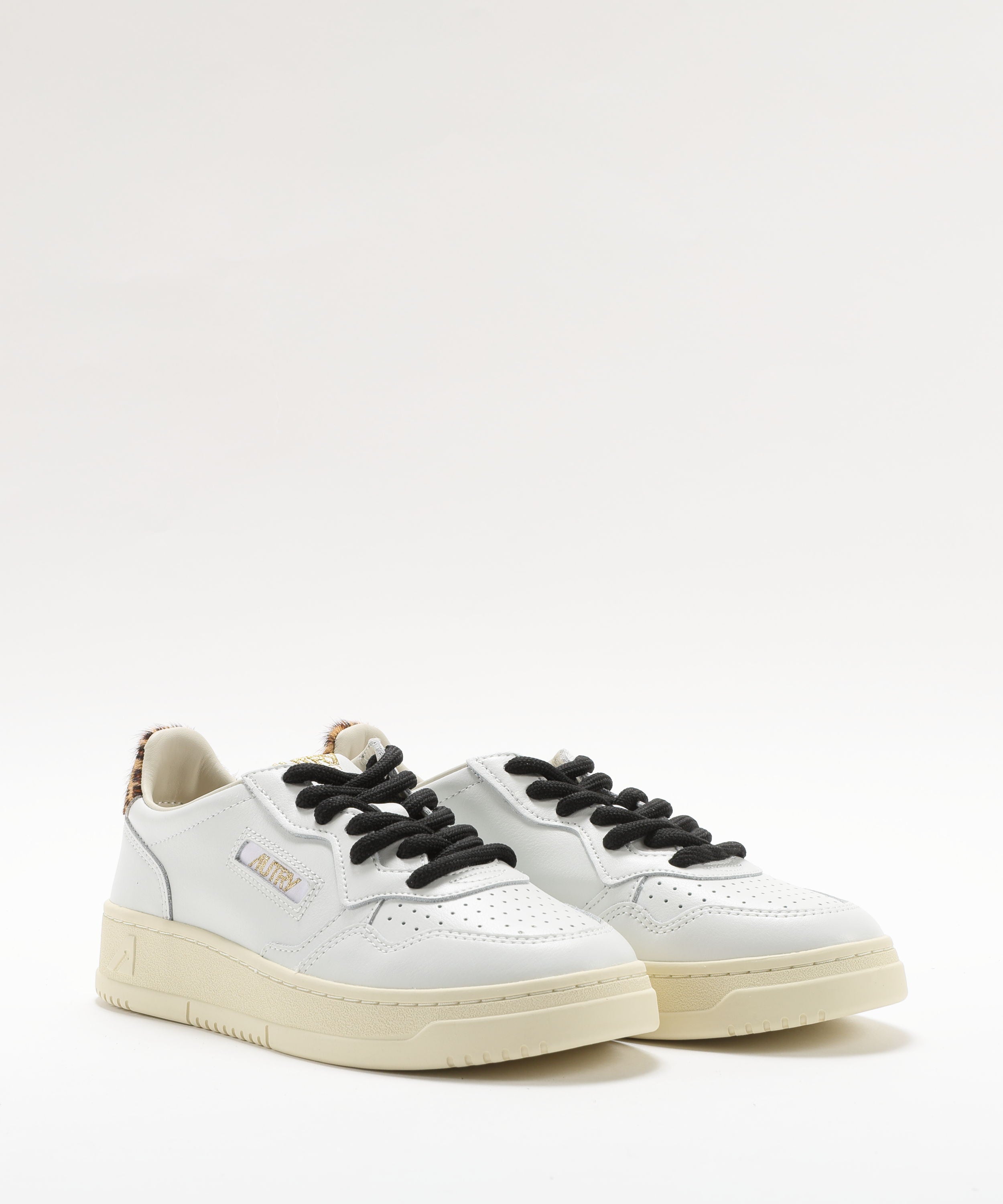 Sneakers AUTRY SNEAKERS MEDALIST LOW IN PELLE BIANCA E LEOPARD Bianco/leopardo | AUTRY