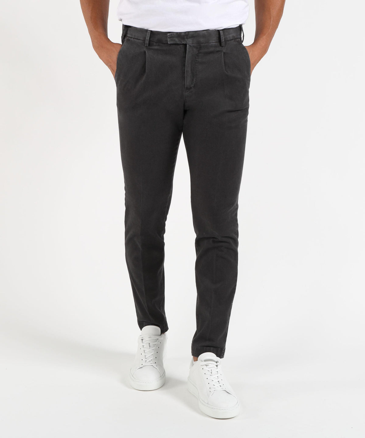 Trousers PT01 Men’s Modern-Fit Stone-Washed Trousers — Antracite | PT01