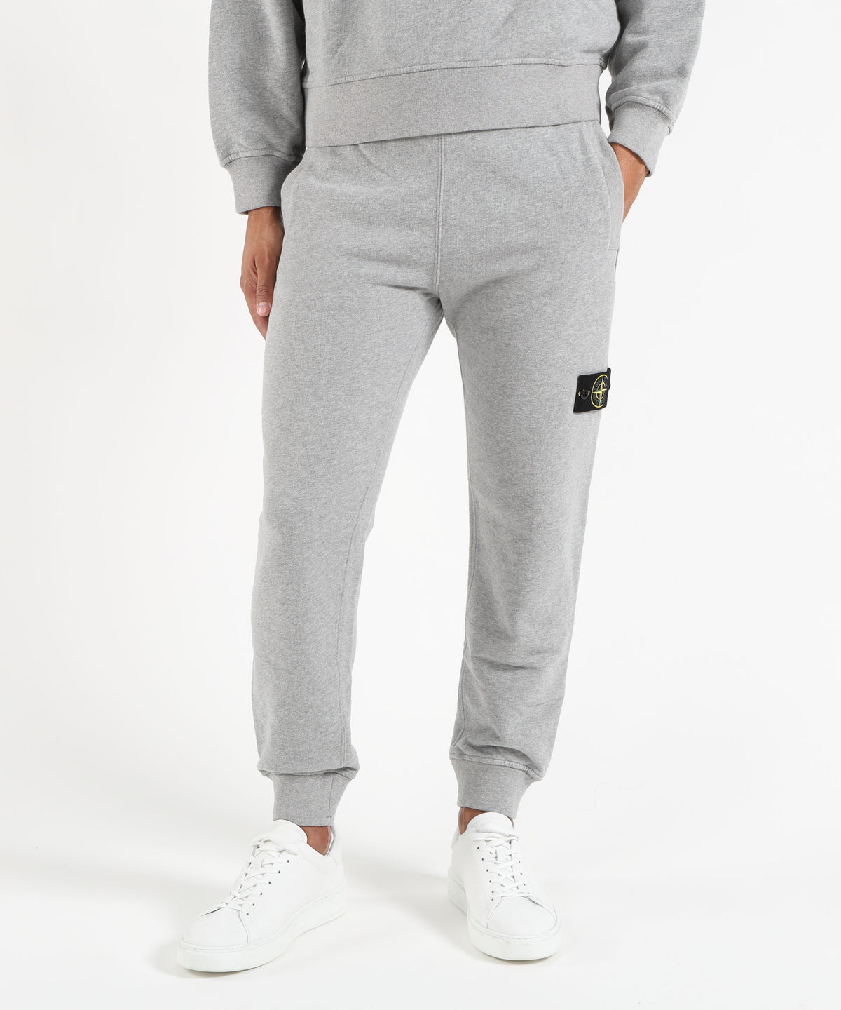 Trousers STONE ISLAND Sweatpants Grigio melange | STONE ISLAND
