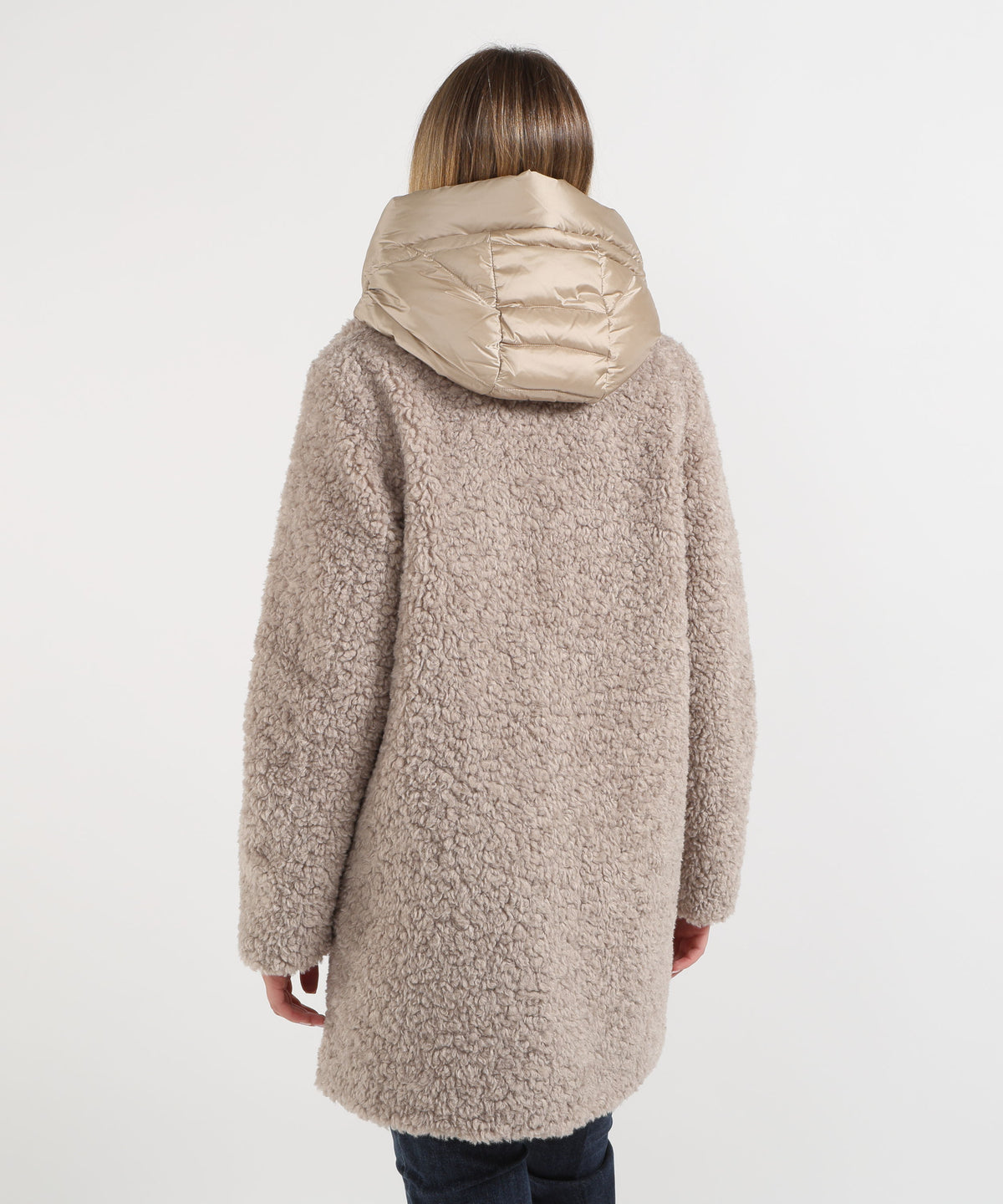 Cappotti BOMBOOGIE Odessa Overcoat - Cappotto lungo in ecopelliccia effetto agnellino Perla | BOMBOOGIE