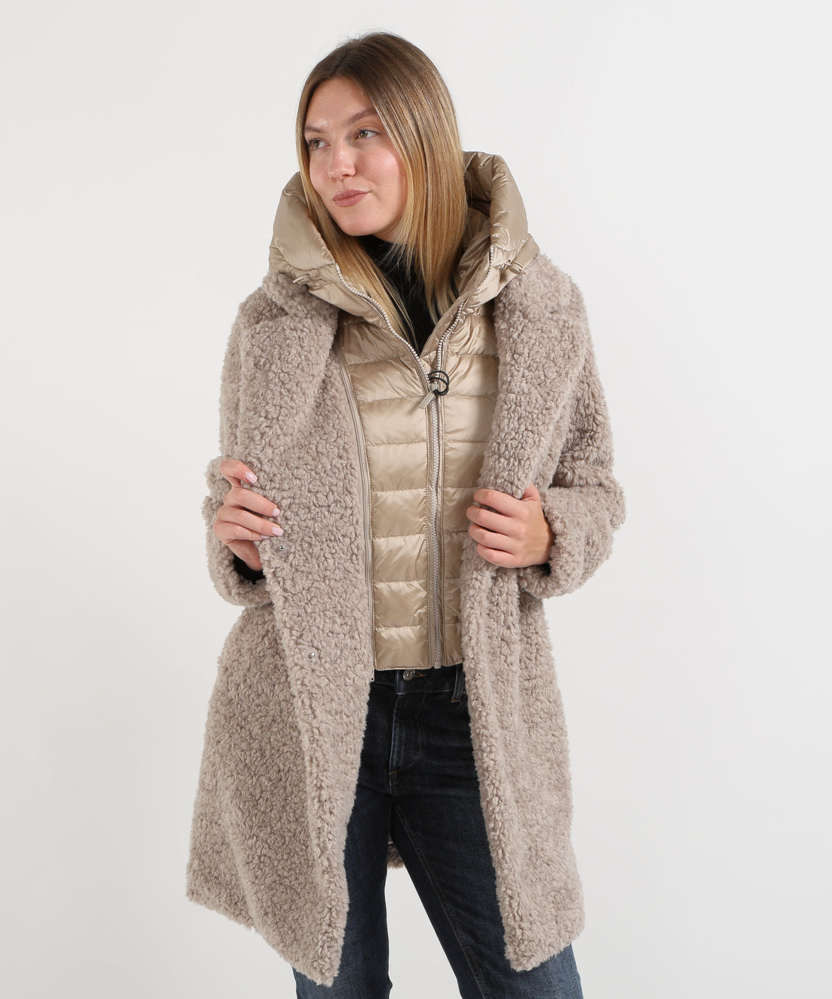 BOMBOOGIE Odessa Overcoat - Cappotto lungo in ecopelliccia effetto agnellino
