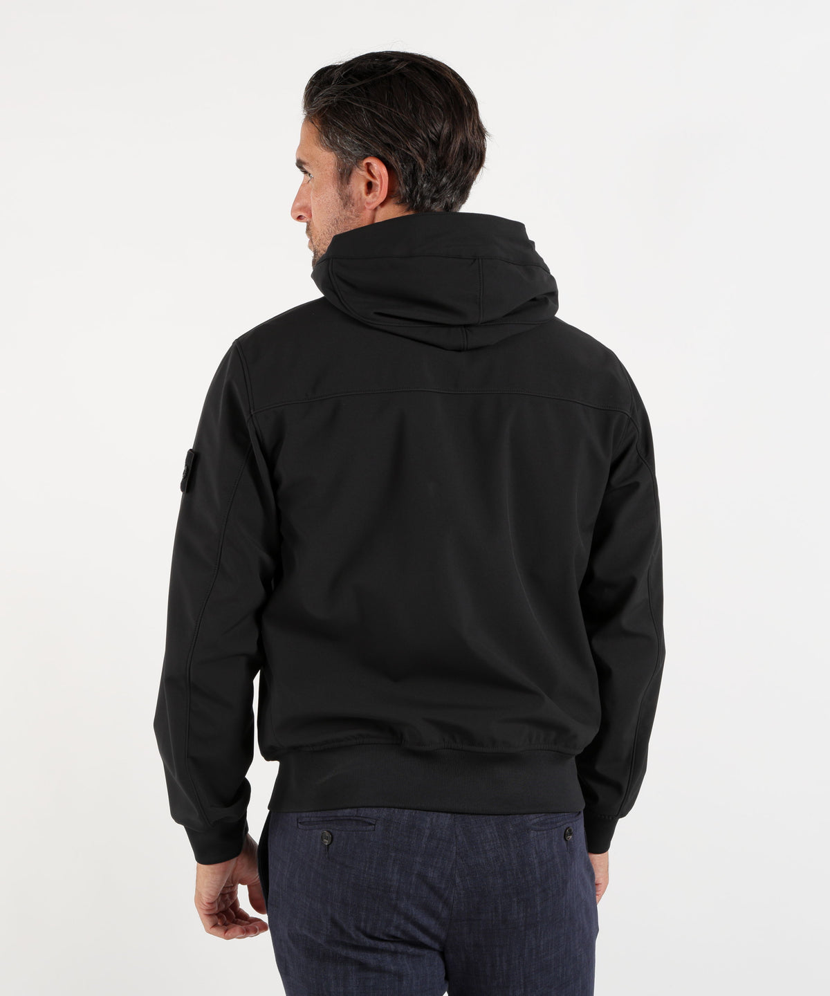 Parka STONE ISLAND LIGHT SOFT SHELL-R E.DYE® TECHNOLOGY IN RECYCLED POLYESTER - Giacca con cappuccio e membrana resistente ad acqua e vento Nero | STONE ISLAND
