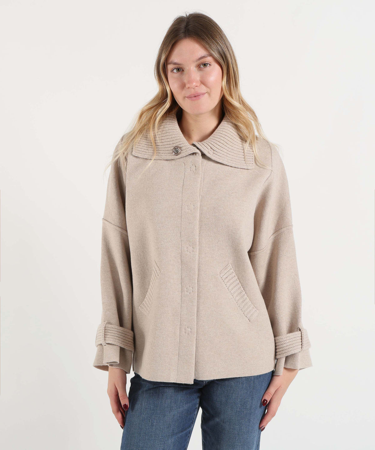 D.EXTERIOR Cappa Donna con Chiusura a Clip e Dettagli in Maglia a Coste