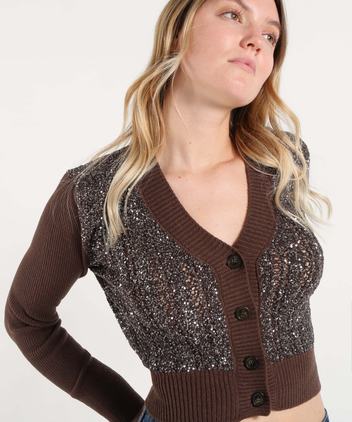 Cardigan D.EXTERIOR Cardigan Donna Cropped con Scollo a V, Bottoni e Paillettes Cioccolato | D.EXTERIOR