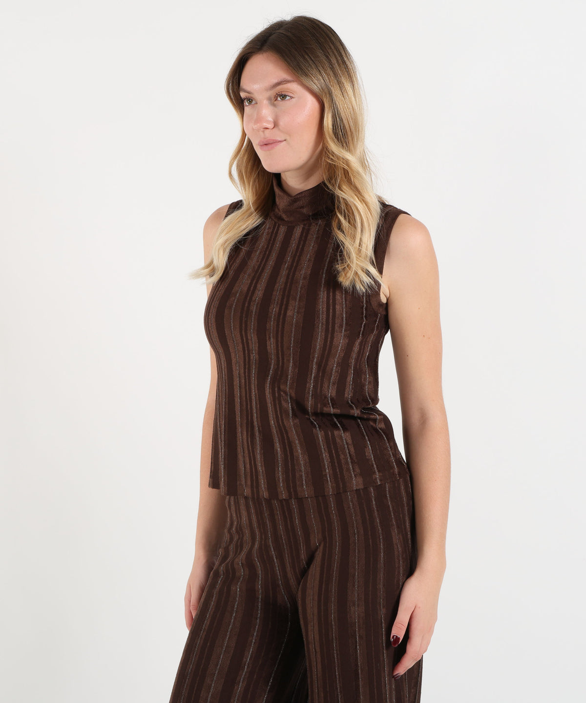 Top D.EXTERIOR Top Donna Smanicato a Mezzo Collo con Righe a Contrasto Cioccolato | D.EXTERIOR