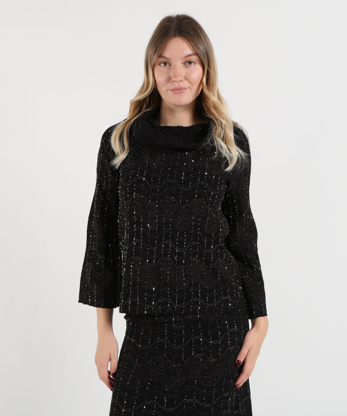 Maglie D.EXTERIOR Maglione Donna con Collo a Ciambella, Maniche a Campana e Dettagli Luminosi Nero | D.EXTERIOR