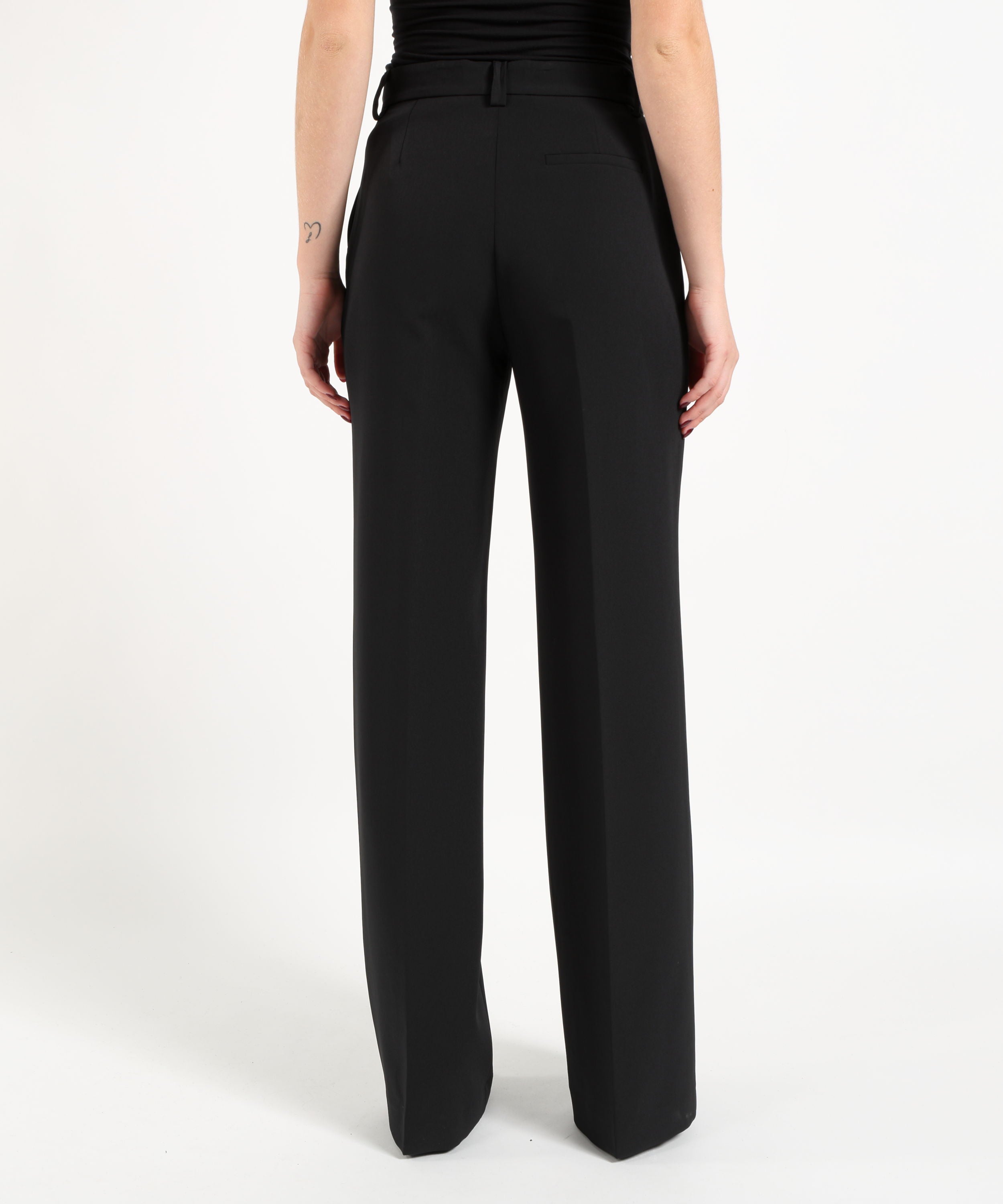 Pantaloni LIUJO BLACK Pantalone Donna a Gamba Dritta con Tasche a Filo Nero | LIUJO BLACK