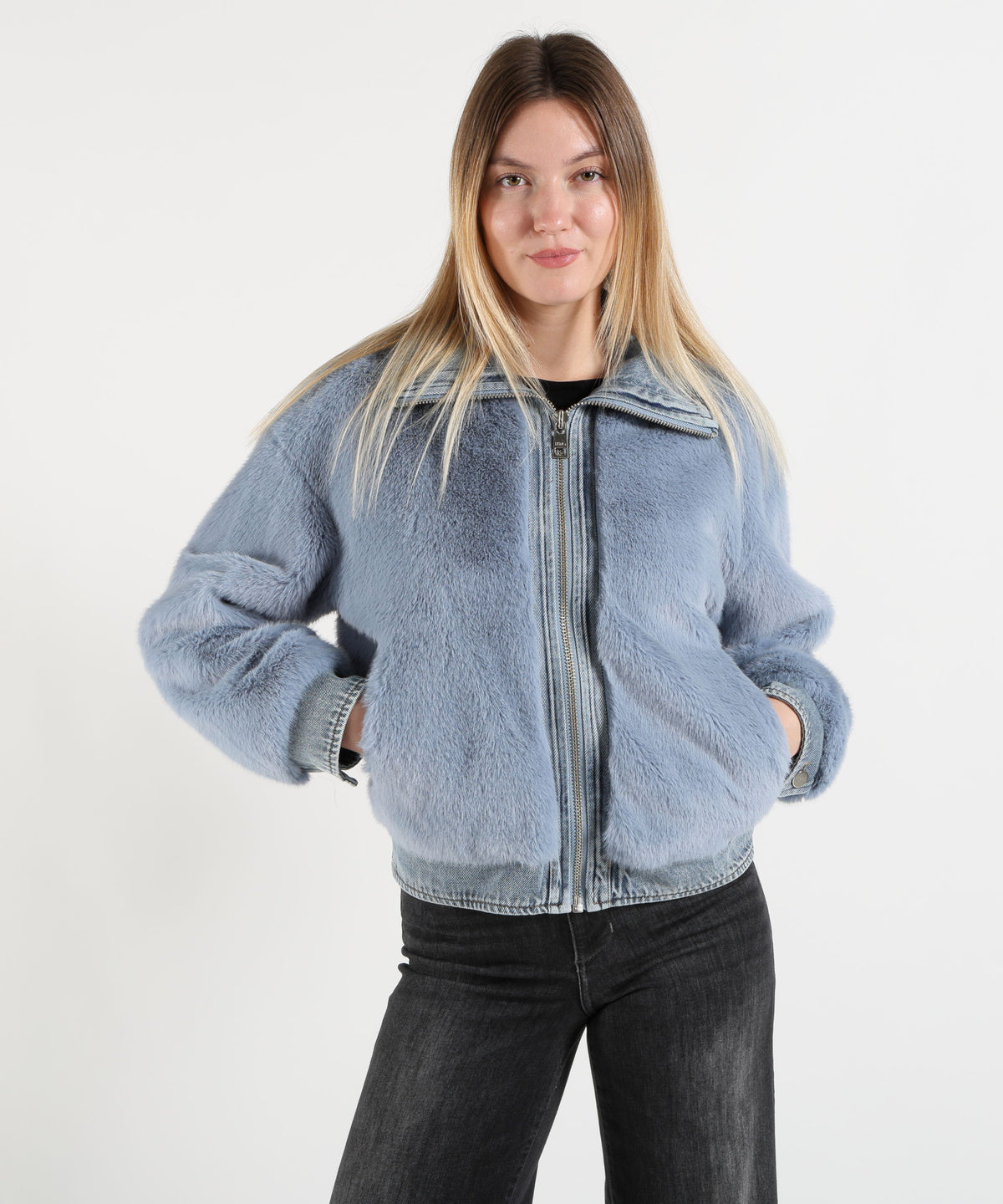 LIUJO denim