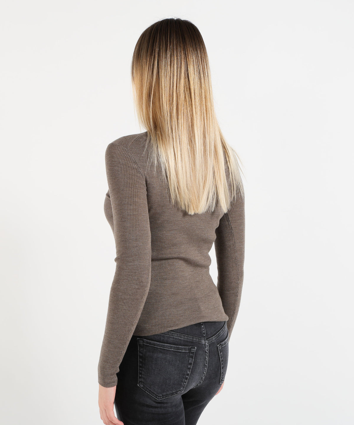P.A.R.O.S.H. Maglia Donna in Lana a Collo Alto con Lavorazione a Coste