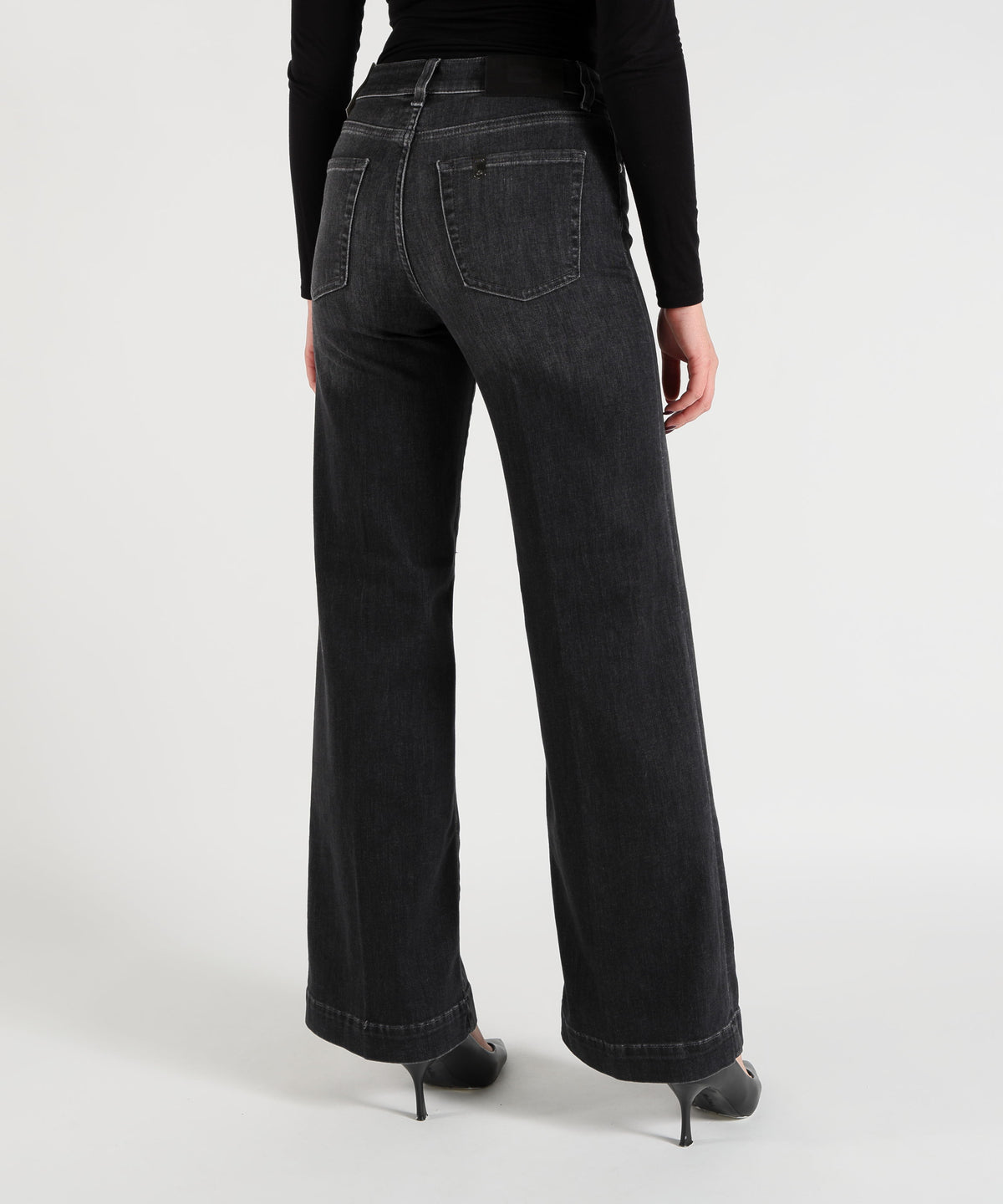 LIUJO denim