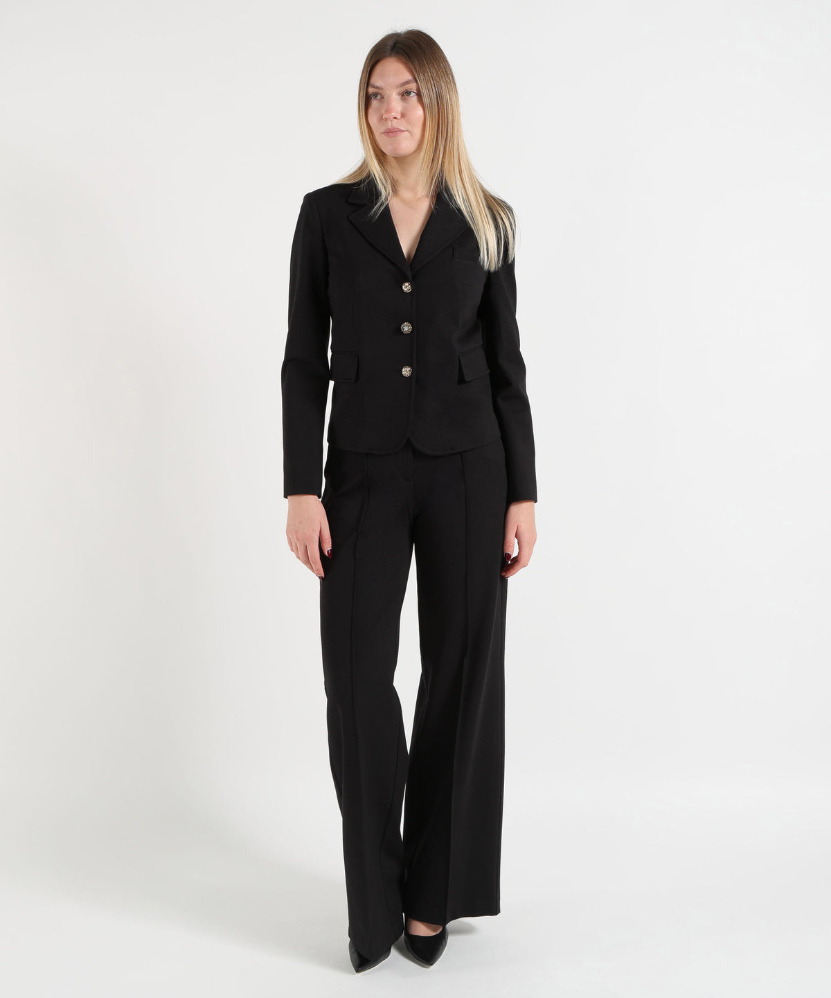 Pantaloni LIUJO WHITE Pantaloni a gamba dritta con piega stirata Nero | LIUJO WHITE