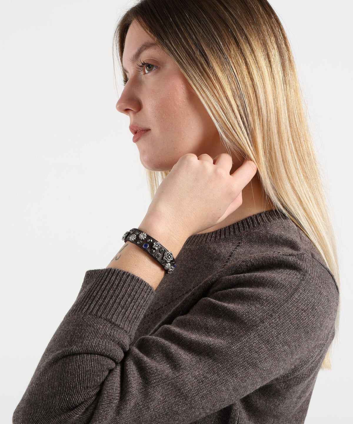 CAMPOMAGGI Bracciale in Pelle con Borchie e Strass