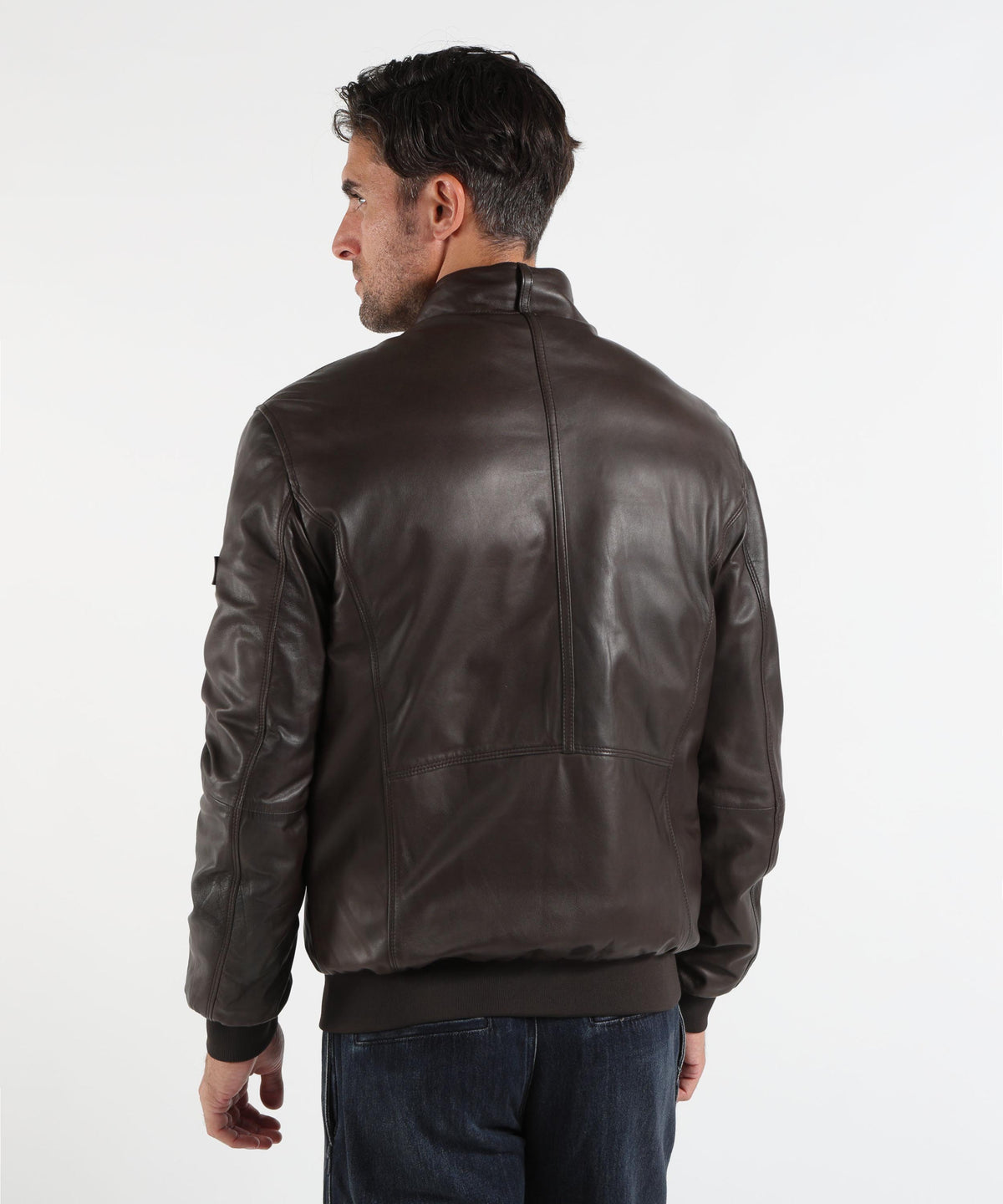 Giubbotti PEUTEREY FIONIA LE TTP 01
Bomber in pelle effetto vintage Marrone | PEUTEREY